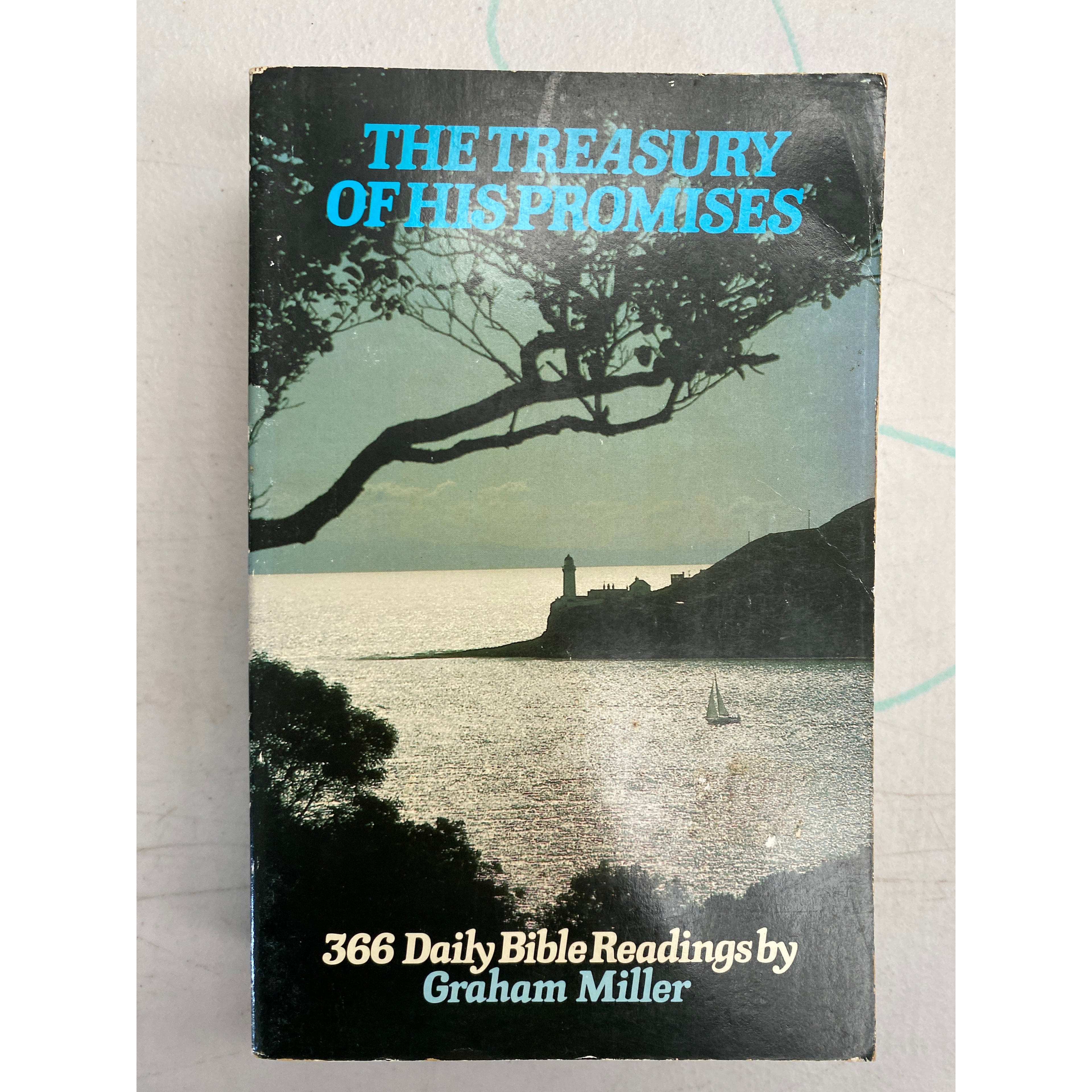 The Treasury of His Promises: 366 Daily Bible Readings